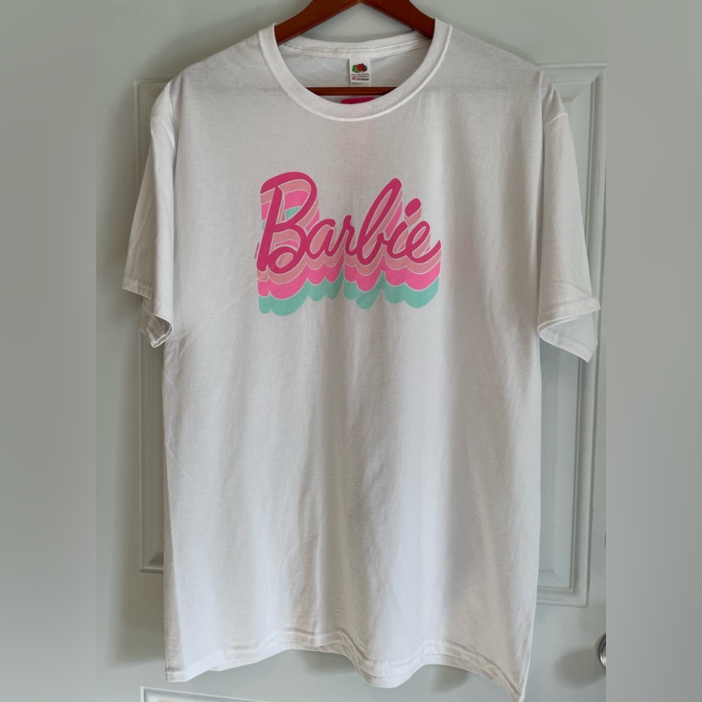 Barbie. Women’s T- Shirt. New - Picture 2 of 5